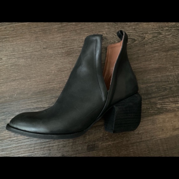 Jeffery Campbells Boots - Picture 2 of 5